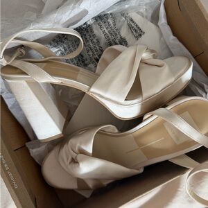Dolce Vita Parlo Ivory Block Heel Sandals